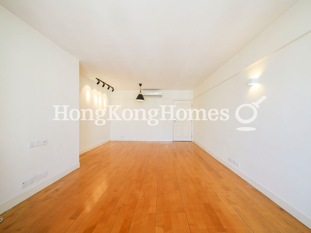 Living and Dining Room — Grandview Tower - Block B, Mid-levels East