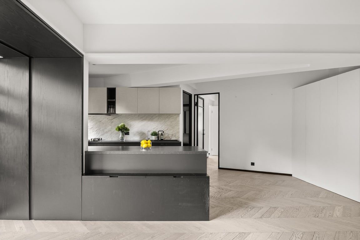 photo 4 — Sea Breeze Court, North Point
