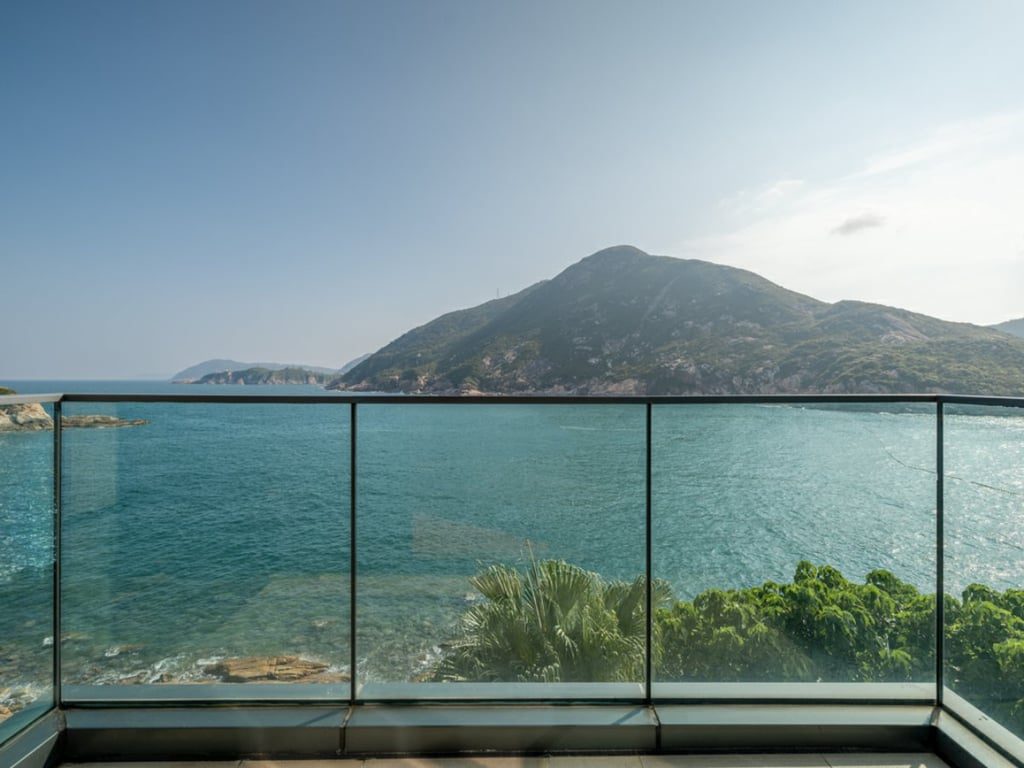 photo 2 — UNIR Garden, Shek O