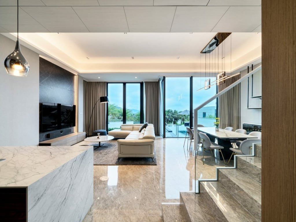 photo 6 — IL Picco, Discovery Bay