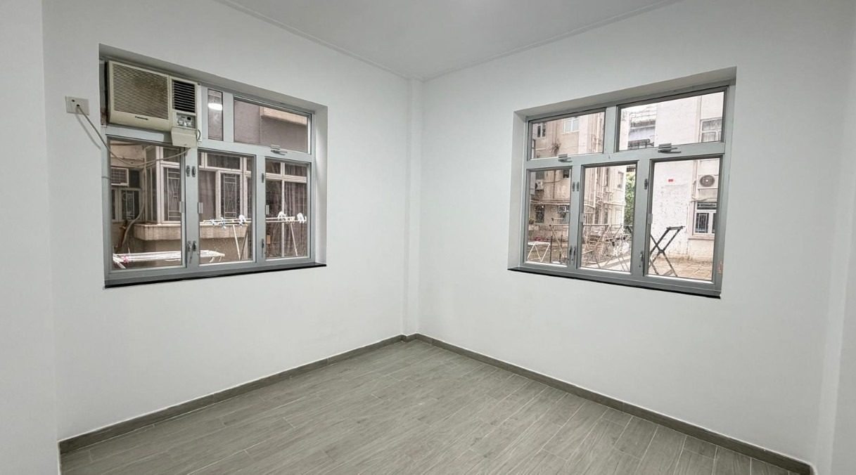 photo 5 — Great George Building, Causeway Bay