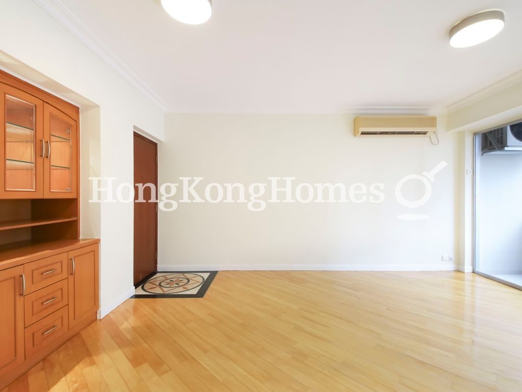 Living and Dining Room — Jing Tai Garden Mansion, Mid-levels West