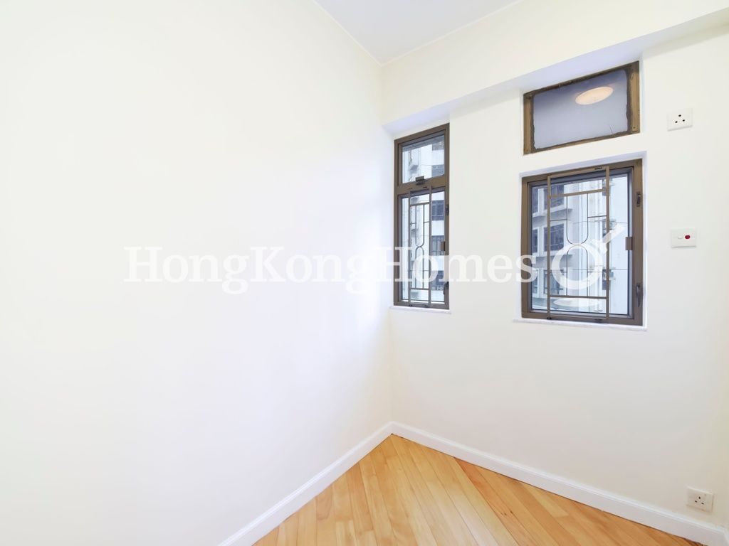Third Bedroom — Jing Tai Garden Mansion, Mid-levels West