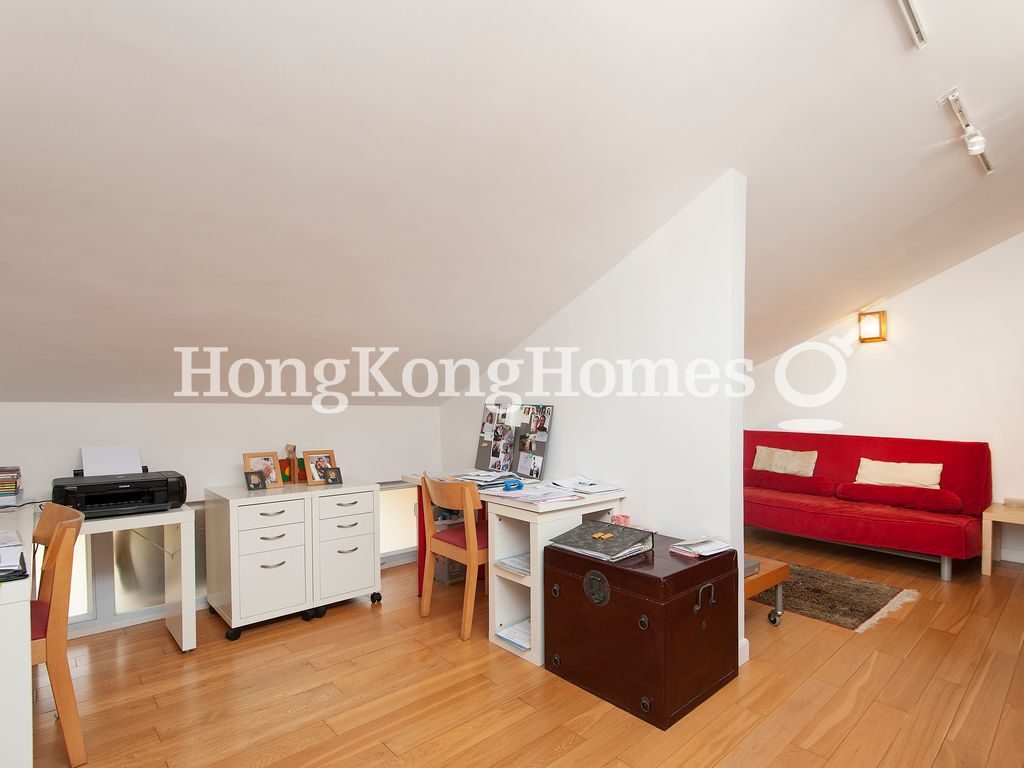 Fourth Bedroom — Phase 1 - Beach Village - Seahorse Lane - Block 08, Discovery Bay