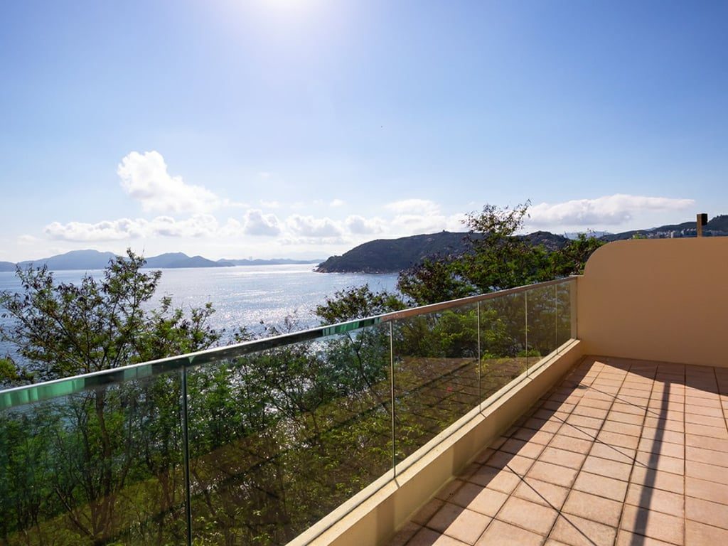 photo 6 — Regalia Bay, Stanley