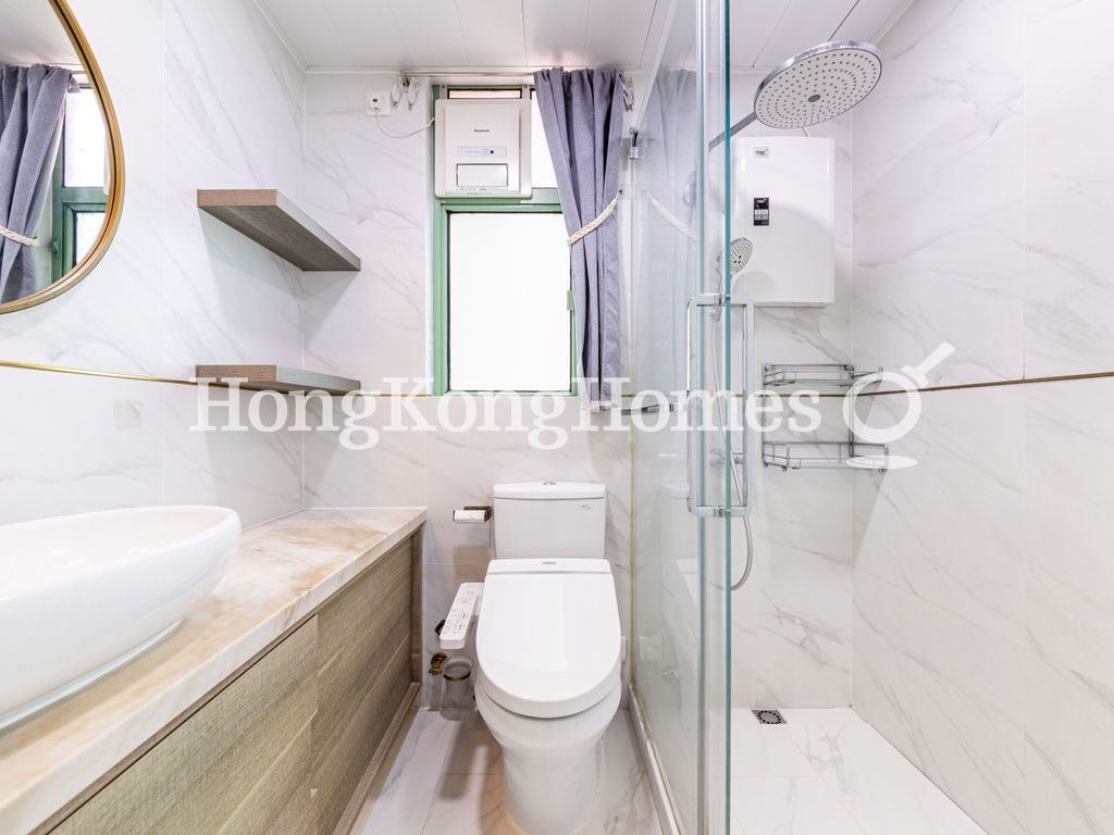 Master Bathroom — Royal Court, Mid-levels Central