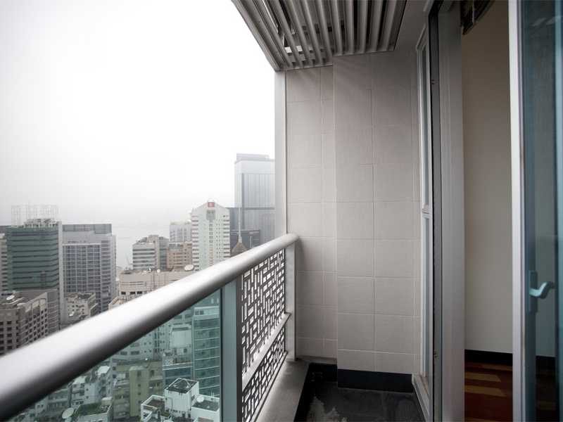 photo 2 — J Residence, Wan Chai
