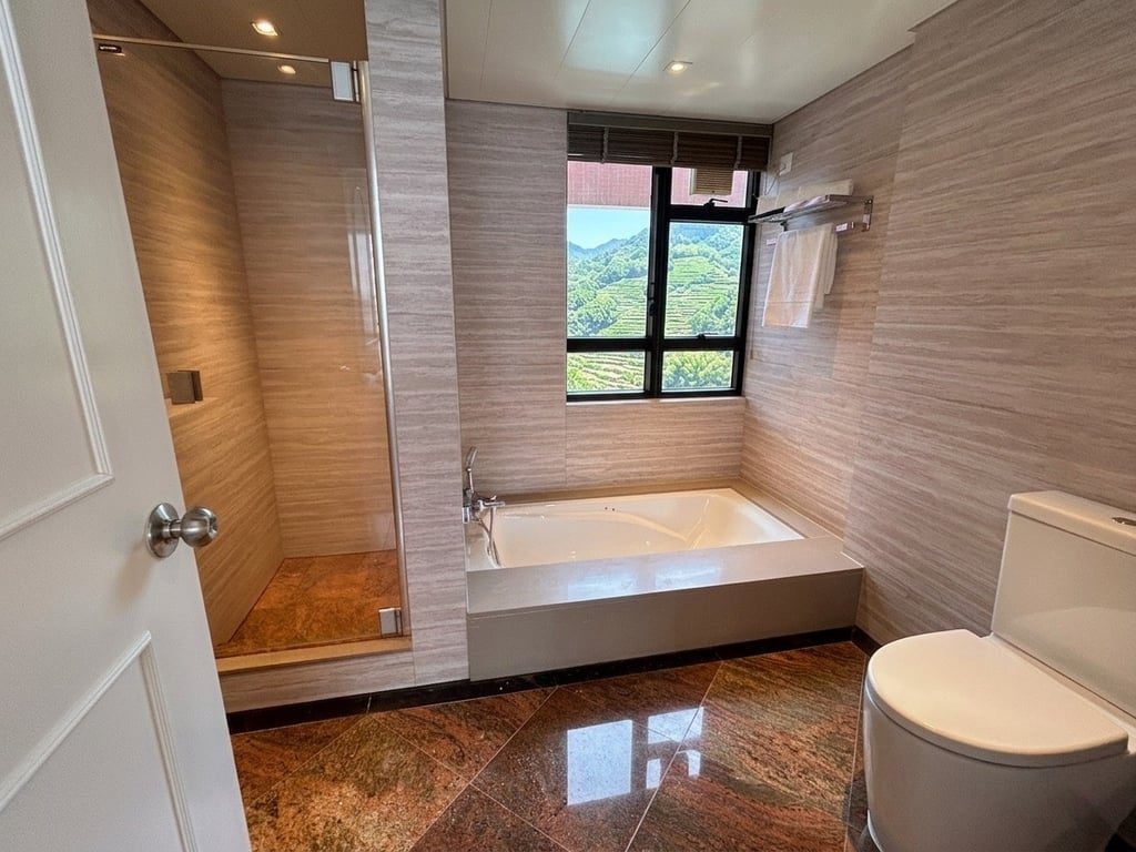 photo 10 — Pacific View, Tai Tam