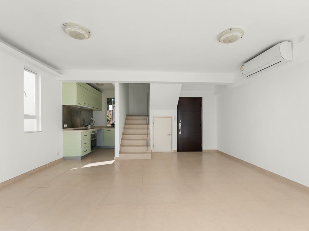photo 5 — Leyburn Villas, Lantau Island
