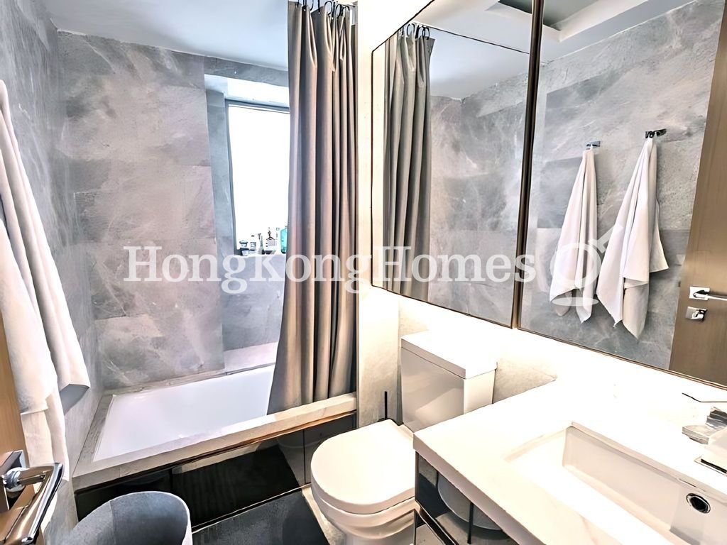 Bathroom — The Nova, Sai Ying Pun