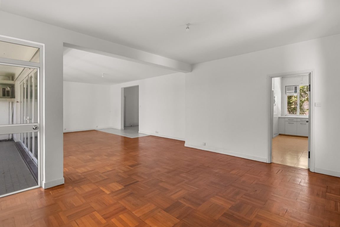 photo 12 — Villa Martini Blk 1, Stanley