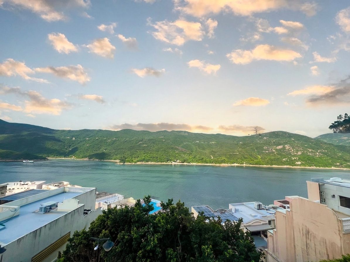 photo 3 — Redhill Peninsula - Palm Drive, Tai Tam