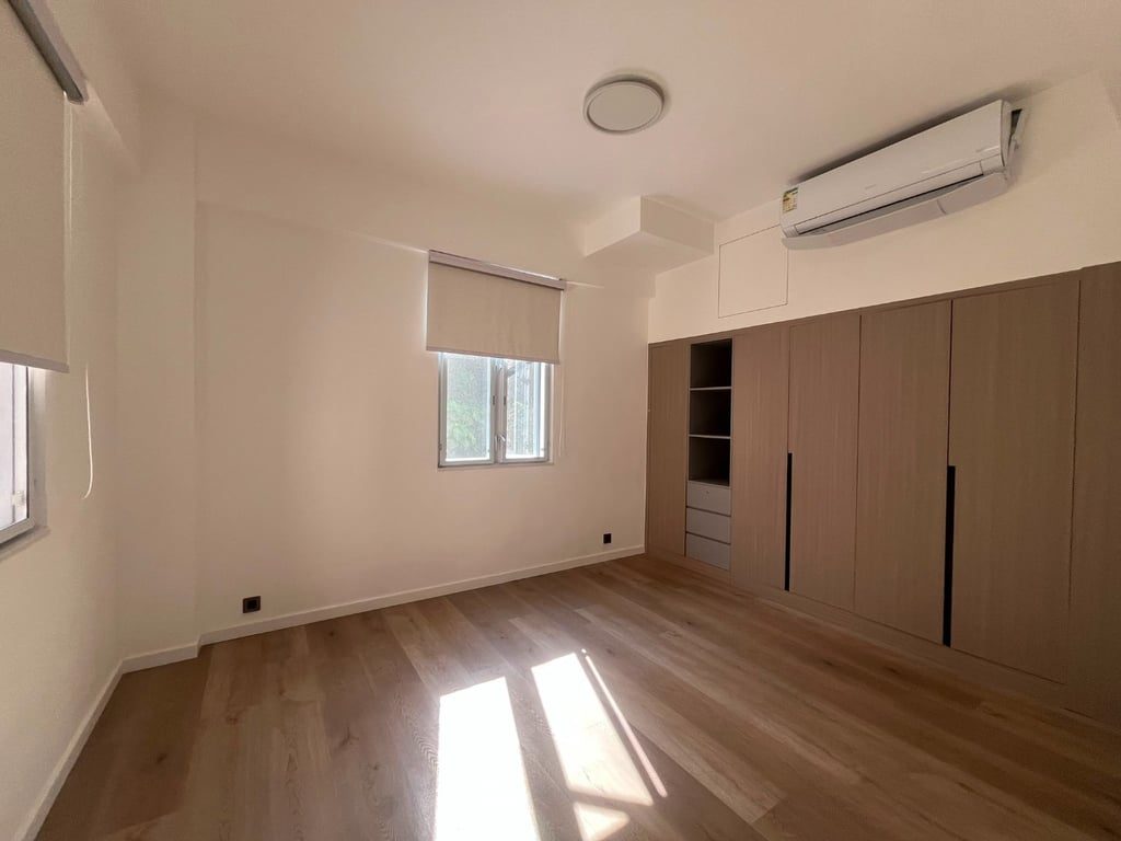 photo 8 — Redhill Peninsula - Palm Drive, Tai Tam