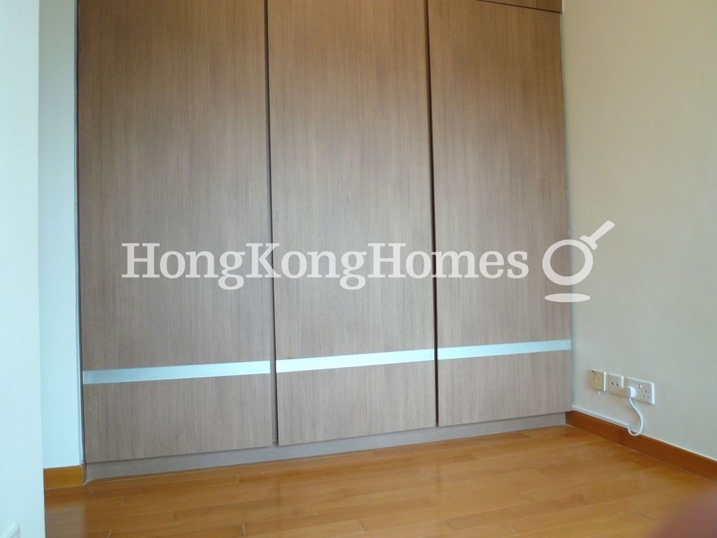Built-in Wardrobe in Master Bedroom — The Zenith - Block 2, Wan Chai