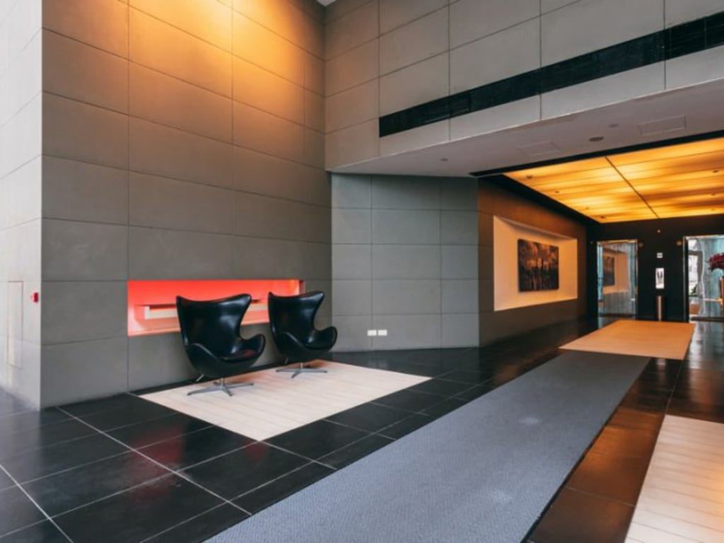 photo 5 — The Oakhill, Wan Chai