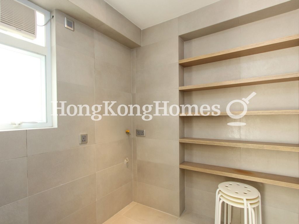 Master Bathroom — Tung Shan Terrace, 22, Mid-levels East
