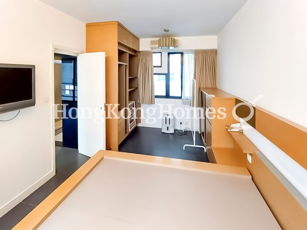 Bedroom — Lai Sing Building, Happy Valley