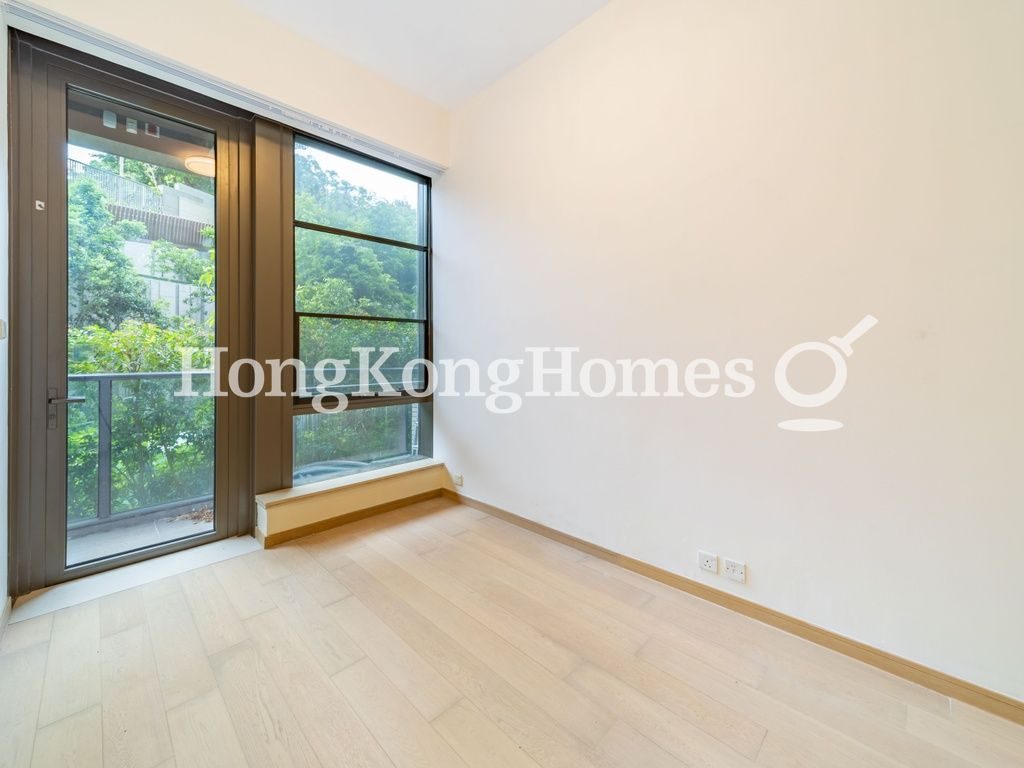 Master Bedroom — Mantin Heights - Tower 5, Ho Man Tin / Waterloo Road