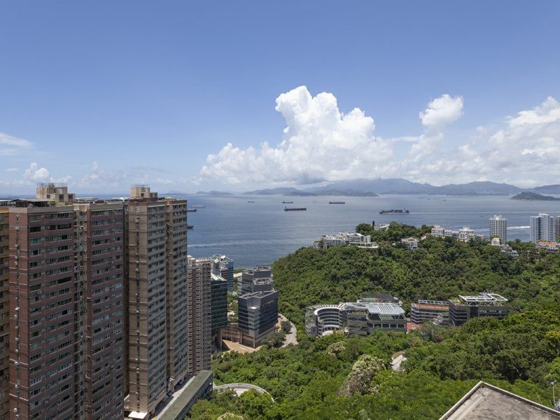 photo 10 — Woodbury Court, Pok Fu Lam