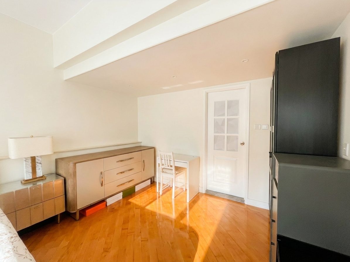 photo 5 — Redhill Peninsula Apartment, Redhill Peninsula
