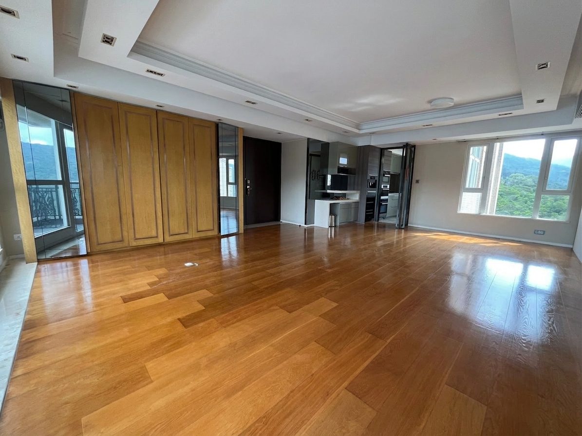 photo 4 — Redhill Peninsula Apartment, Redhill Peninsula