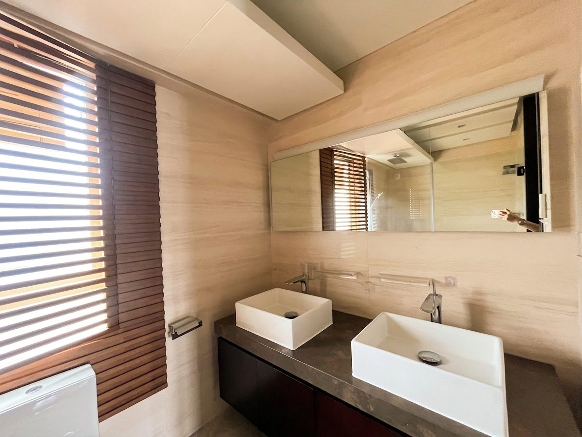 photo 9 — Redhill Peninsula Apartment, Redhill Peninsula