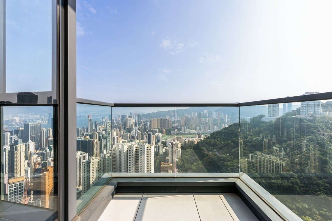 photo 6 — Infinity, The Peak