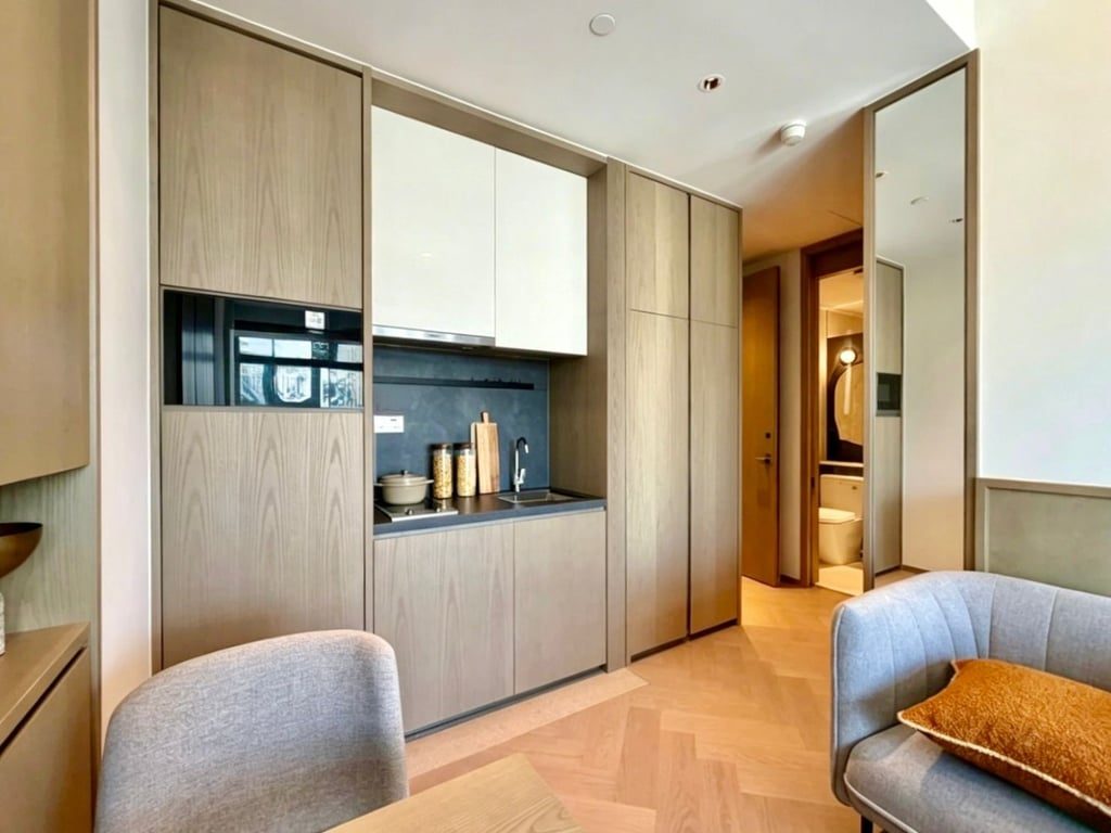 photo 4 — One Chancery, Central