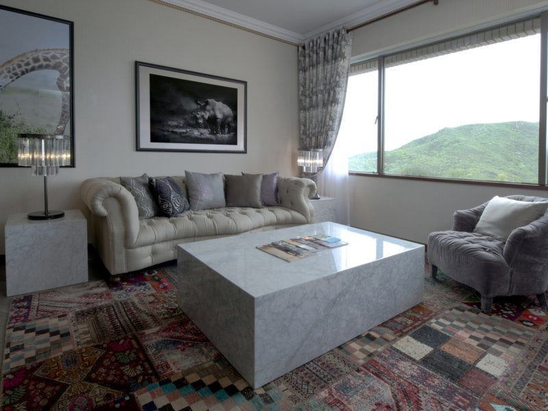 photo 3 — Hong Kong Parkview, Repulse Bay