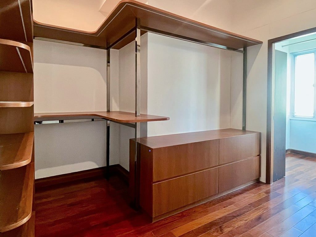 photo 4 — Luso Apartments, Kowloon Tong