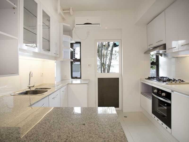 photo 12 — Jade Beach Villa, Chung Hom Kok