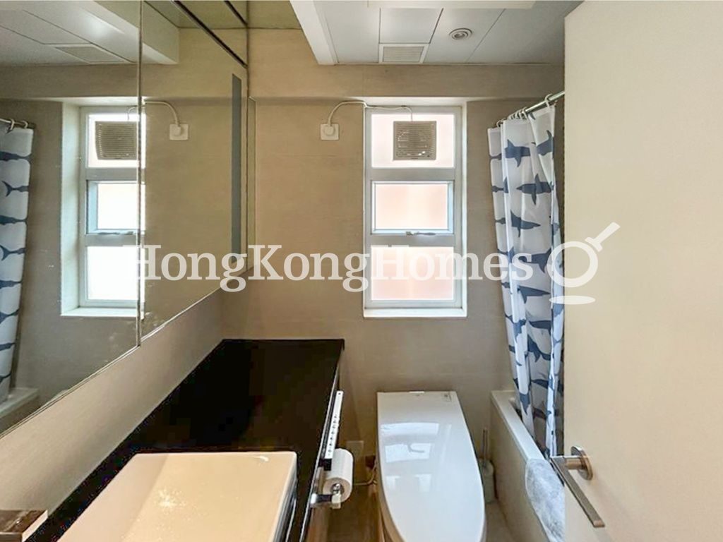 Master Bathroom — Primrose Court, Mid-levels West