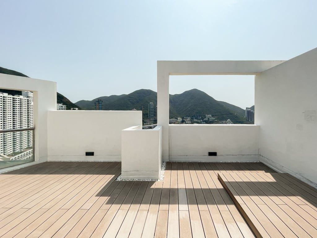 photo 3 — Wilhelmina, Repulse Bay