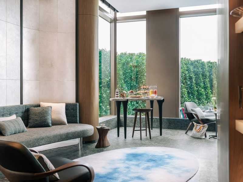photo 2 — Waterfront Suites, Shau Kei Wan