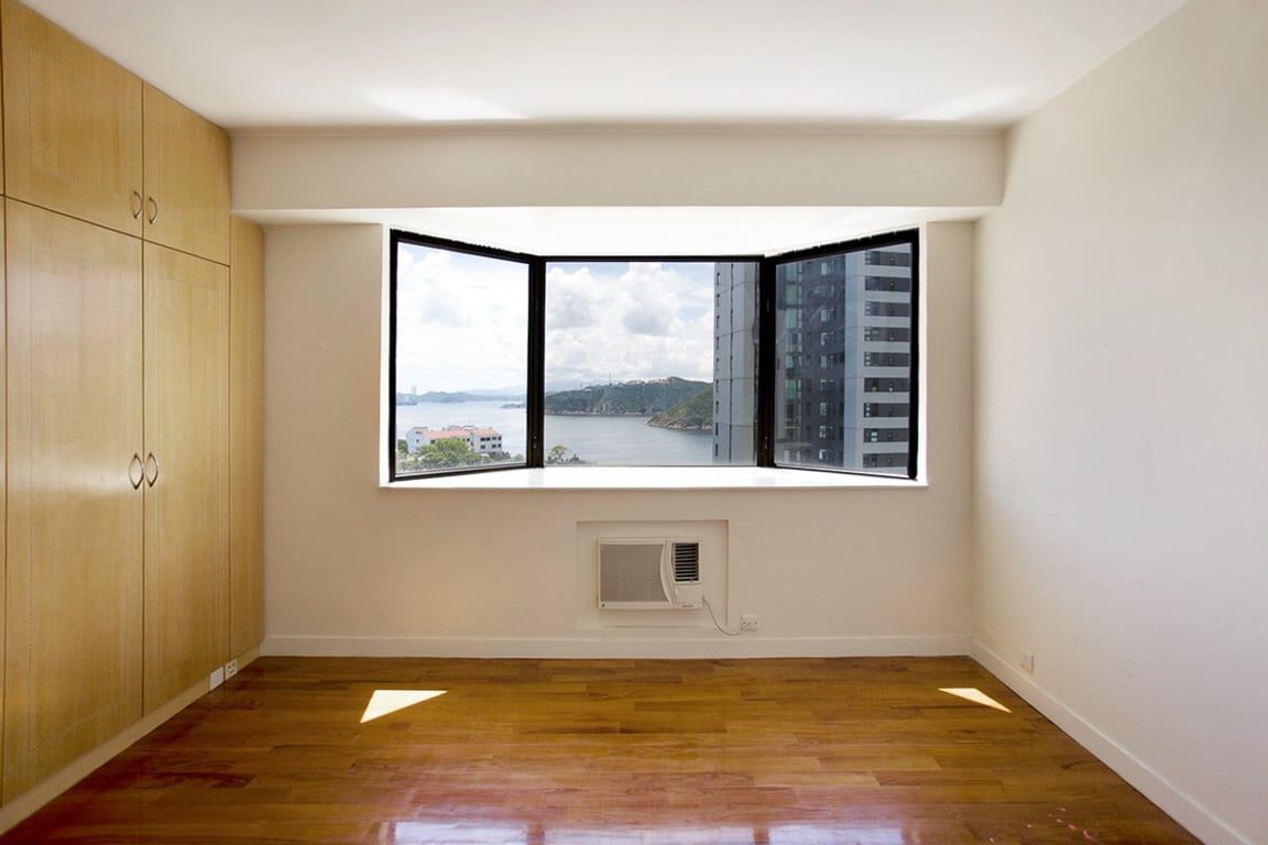 photo 9 — South Bay Towers, South Bay