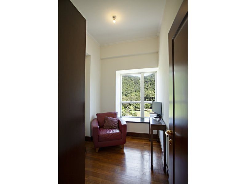 photo 8 — The Mount Austin Blk 5, The Peak