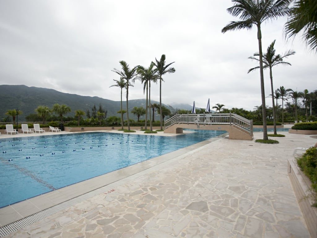 photo 15 — Redhill Peninsula - Cedar Drive, Tai Tam