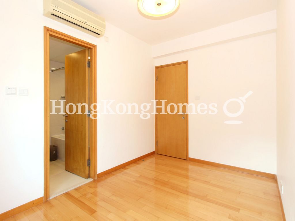 Master Bedroom — The Zenith - Block 1, Wan Chai