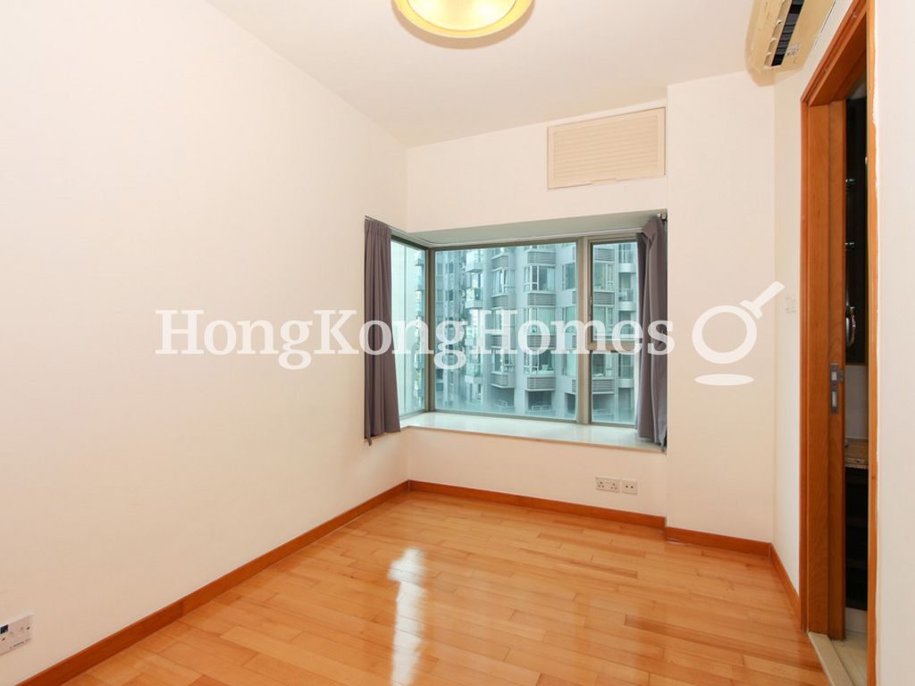 Master Bedroom — The Zenith - Block 1, Wan Chai
