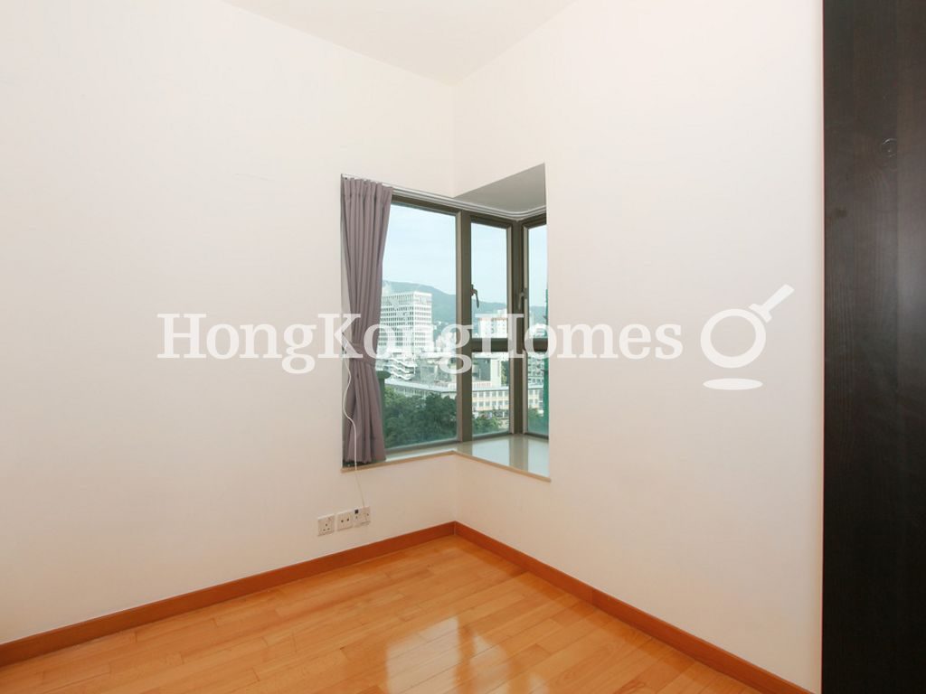 Third Bedroom — The Zenith - Block 1, Wan Chai