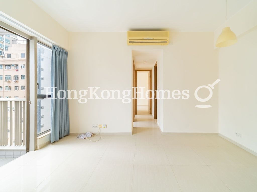 Living and Dining Room — Island Crest - Tower 1, Sai Ying Pun