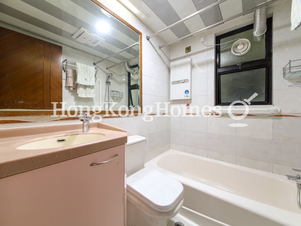 Guest Bathroom — Blessings Garden II, Mid-levels West