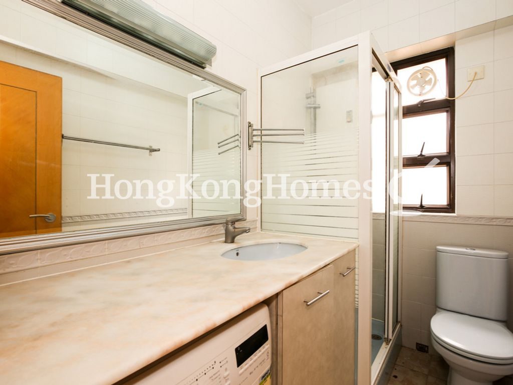 Guest Bathroom — Hawthorn Garden, Happy Valley