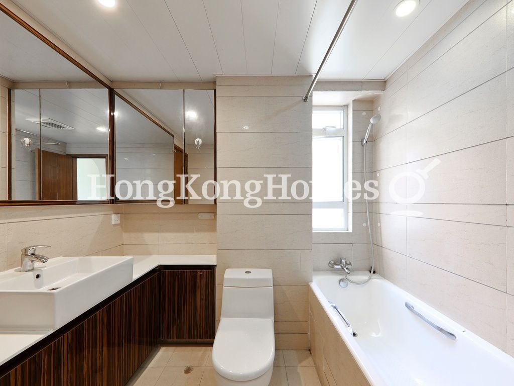 Master Bathroom — Ho King View, North Point Hill