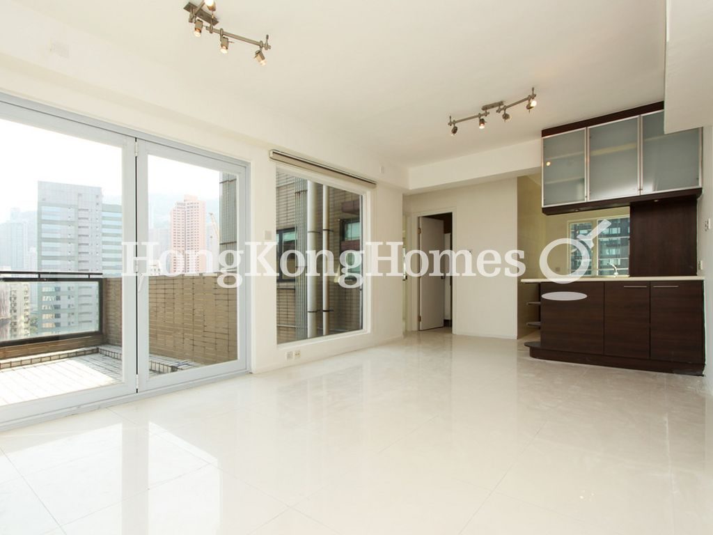 Living and Dining Room — Villa Serene, Central