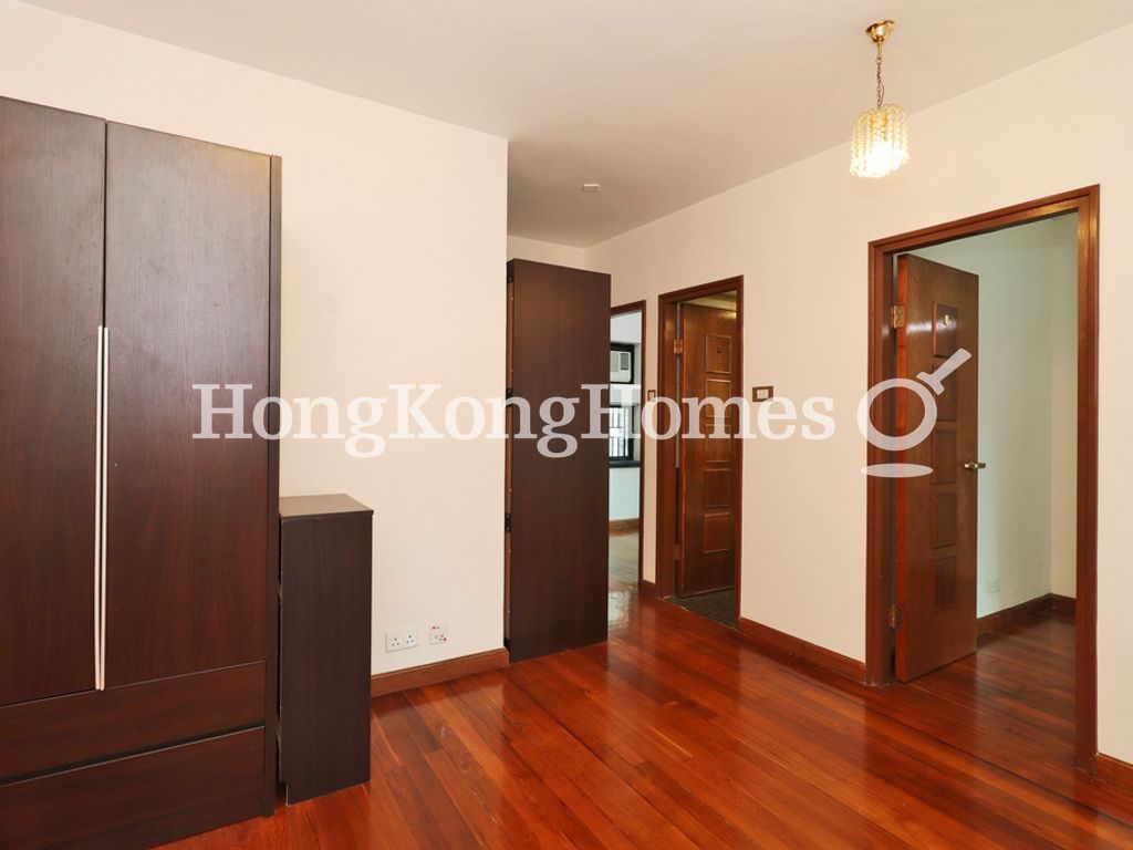 Living and Dining Room — Fairview Height, Mid-levels West