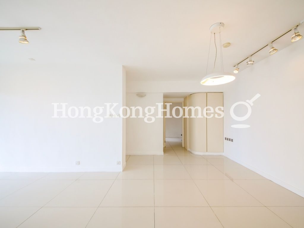 Living and Dining Room — Baguio Villa - Block 26, Pokfulam