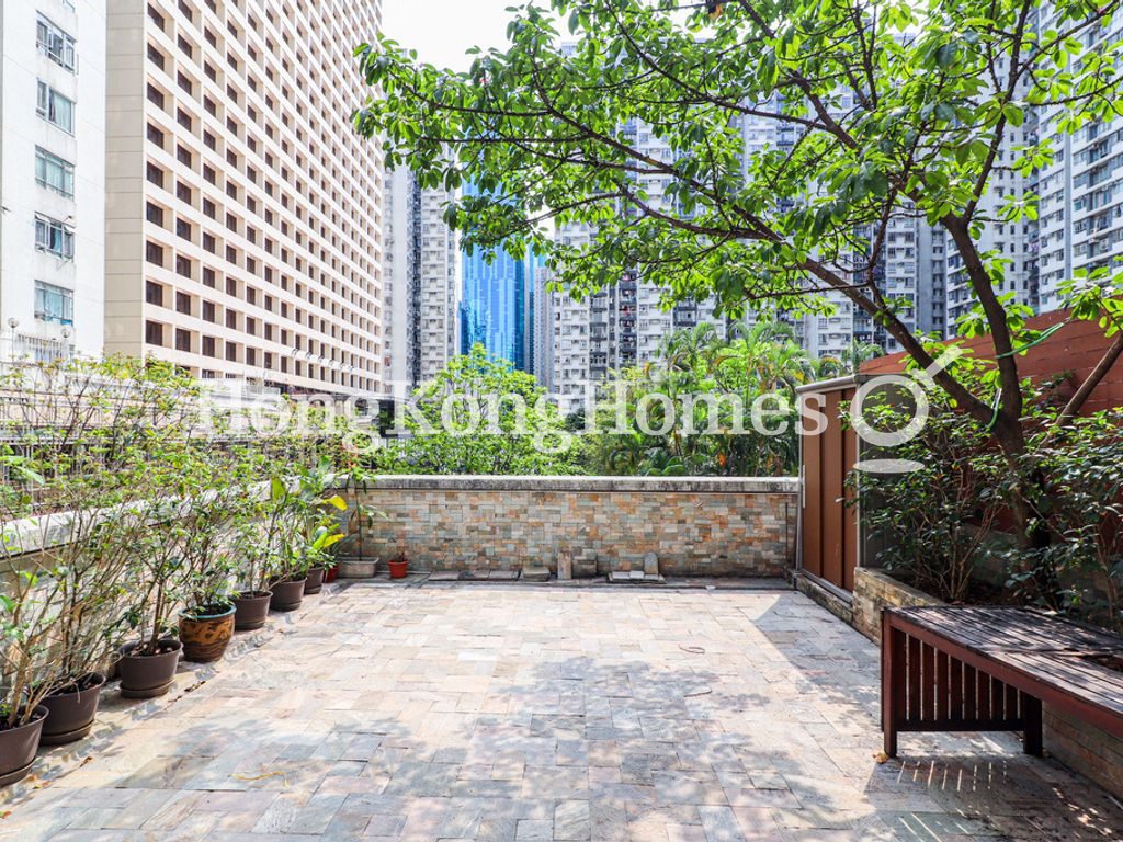 Private Terrace — City Garden - Block 04, North Point