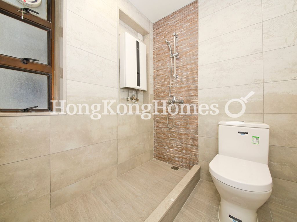 Master Bathroom — Euston Court - Block 01, Mid-levels West