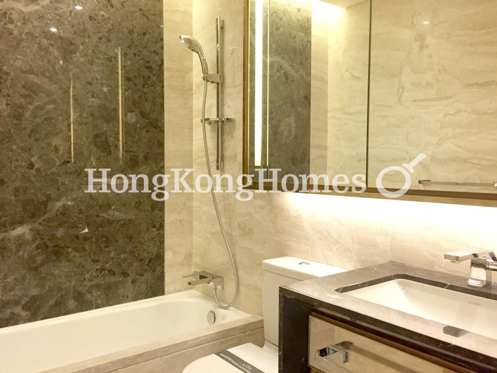 Master Bathroom — Grand Austin - Tower 2A, Tsim Sha Tsui